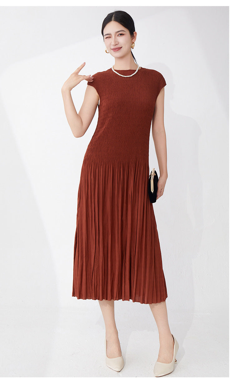 Everyday Pleated Midi Dress – Sleeveless Comfort Fit