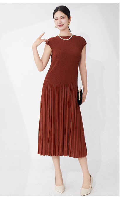 Everyday Pleated Midi Dress – Sleeveless Comfort Fit