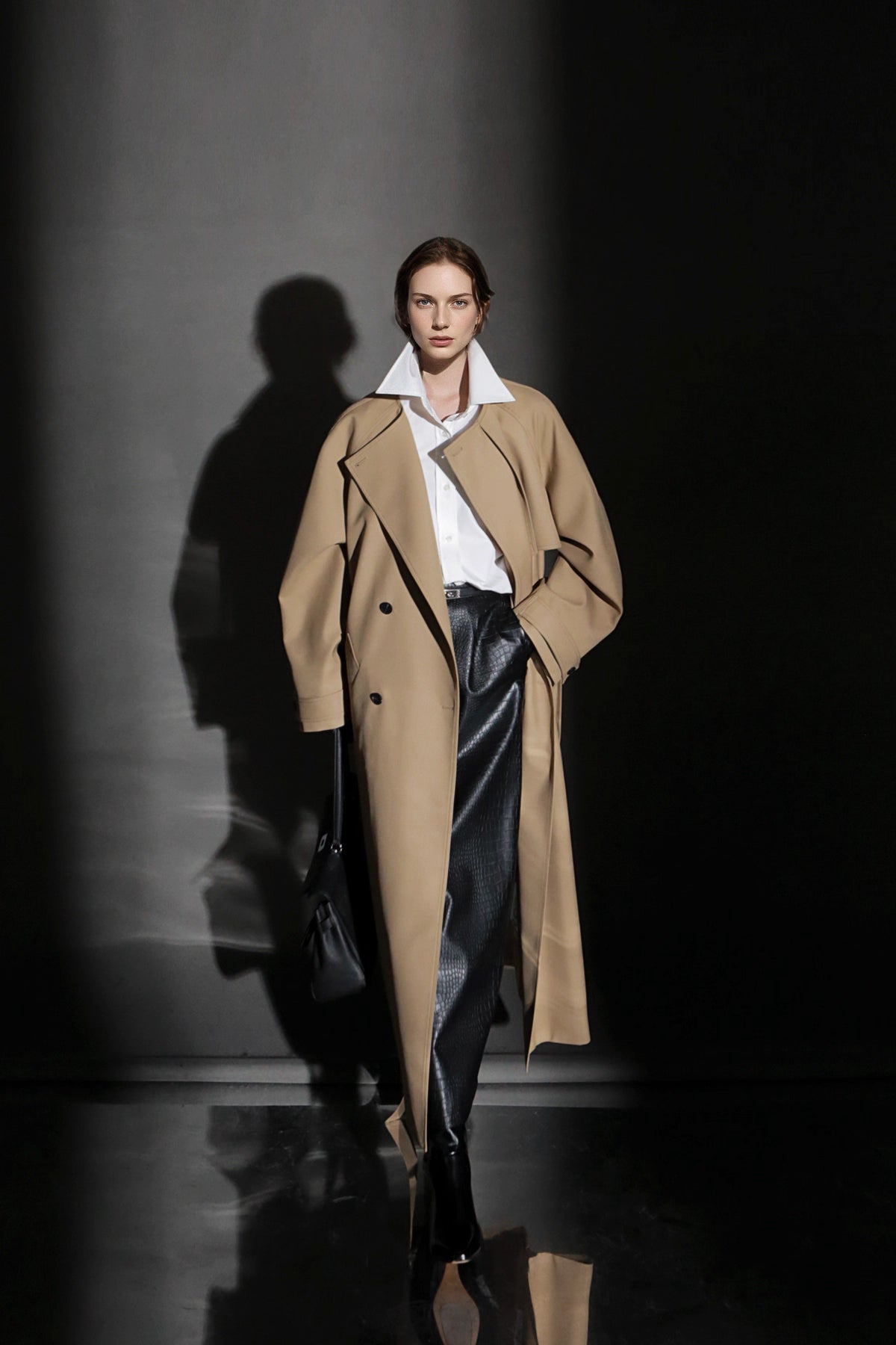 Minimalist Round Neck Wool Blend Trench Coat – Relaxed Fit