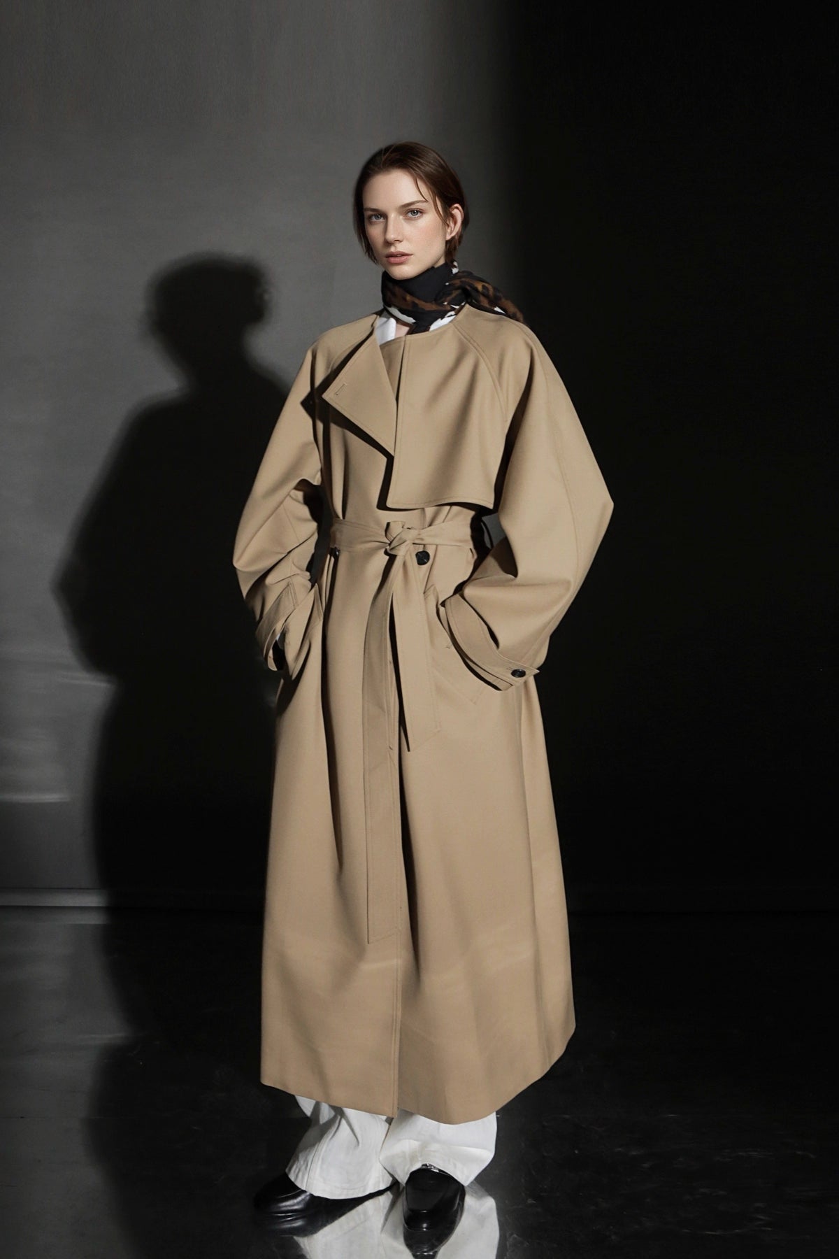Minimalist Round Neck Wool Blend Trench Coat – Relaxed Fit