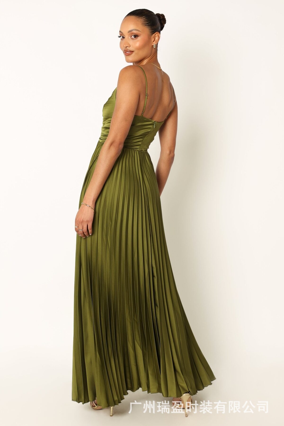Elegant Pleated Backless Maxi Dress