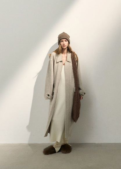 100% Wool Long Zip Coat – Timeless Warmth and Refined Simplicity