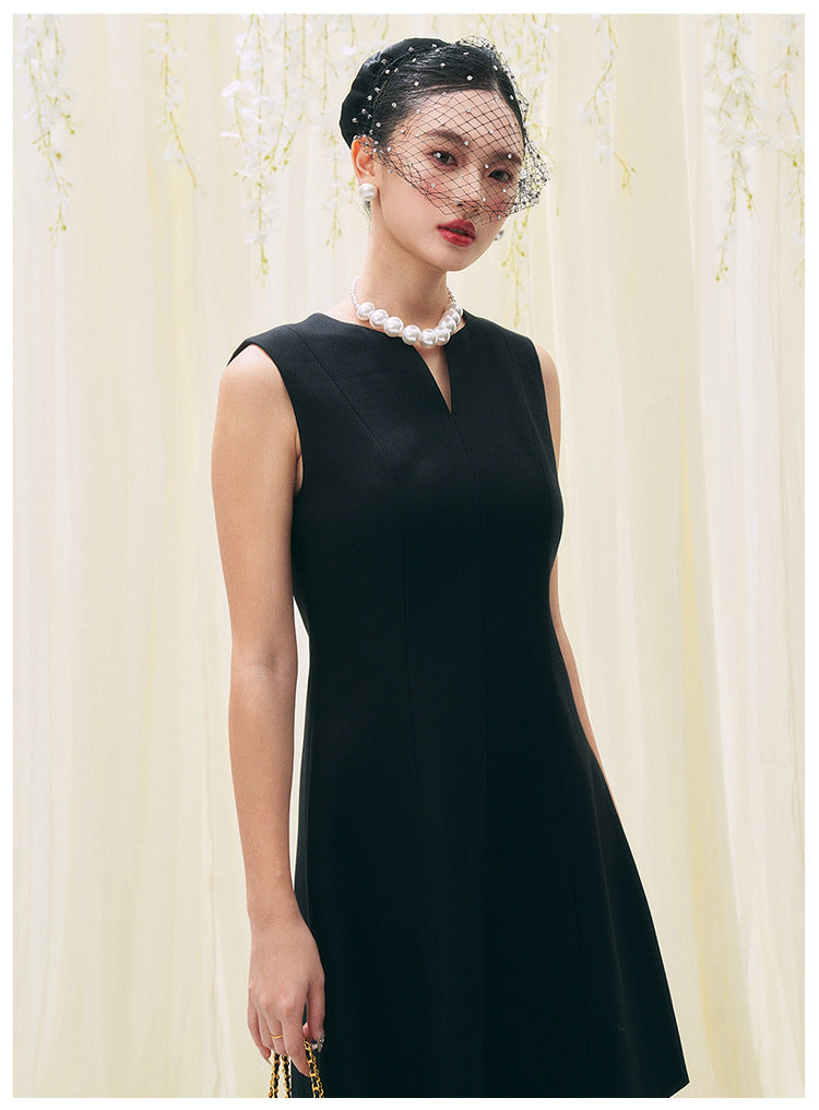 Élora Pearl Midi Dress