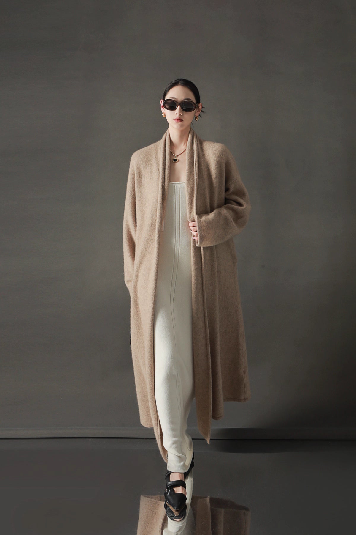 Minimalist Cashmere-Blend Wool Long Cardigan