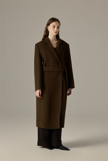 Cashmere Wool Structured Shoulder Coat – Timeless Elegance for Cold Days