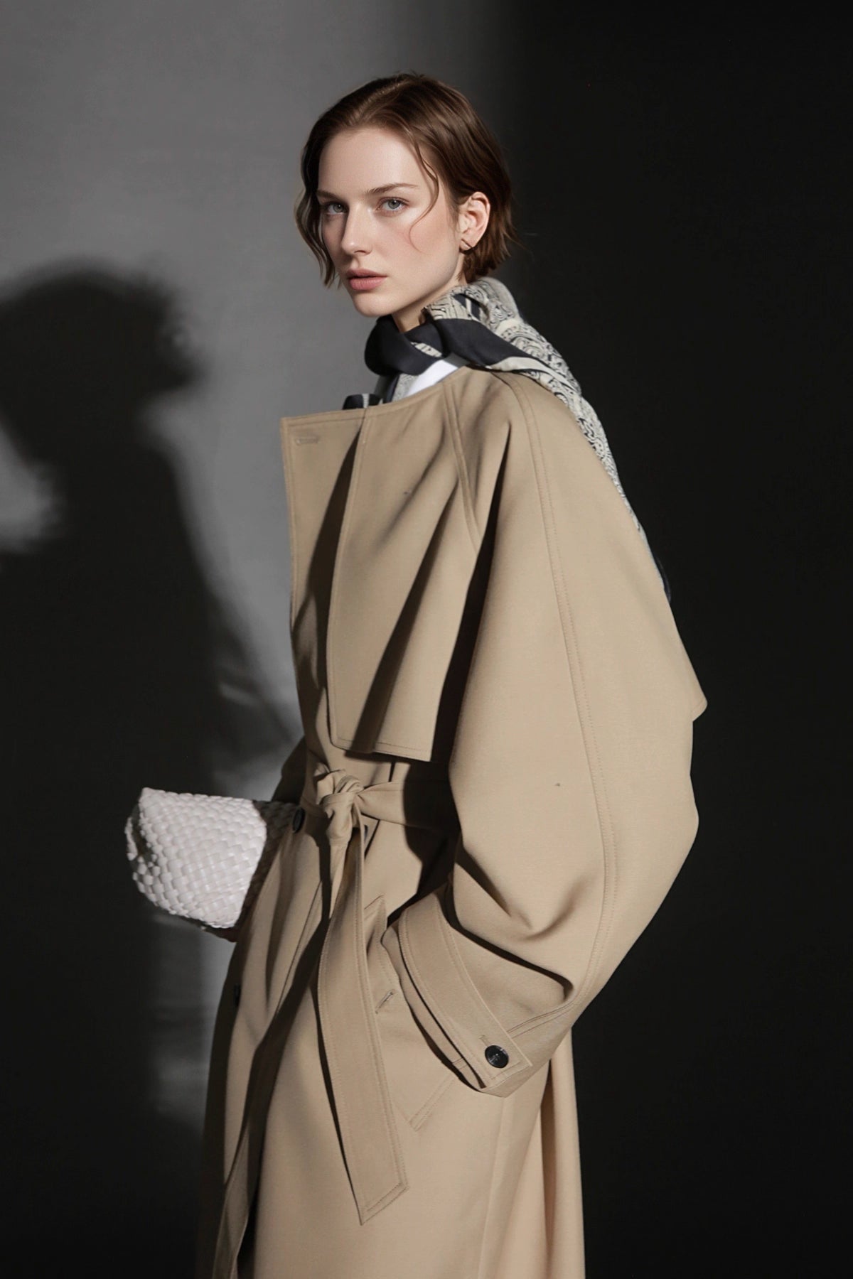 Minimalist Round Neck Wool Blend Trench Coat – Relaxed Fit