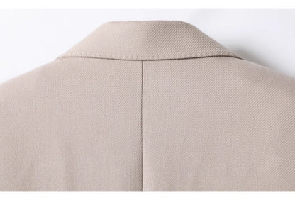 Tailored Grace – Classic Wool Blend Blazer