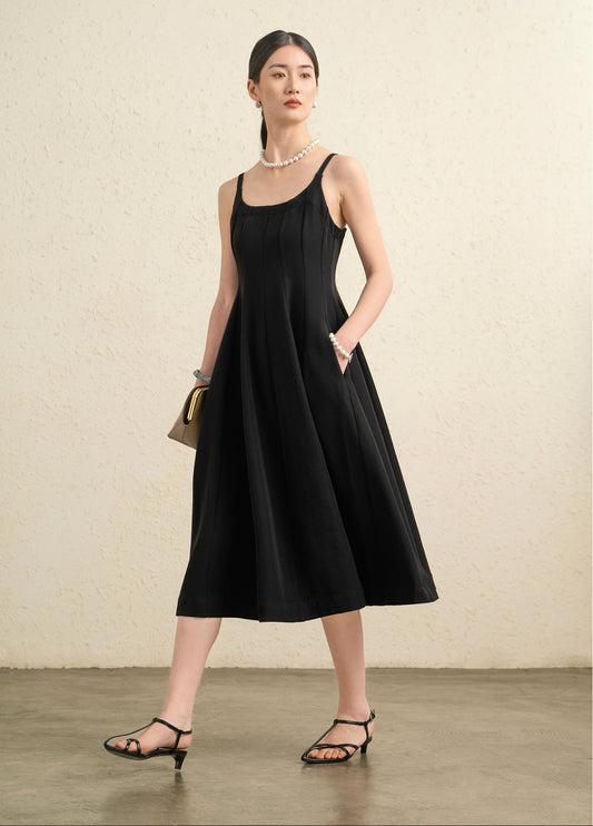 Noir Élise Square-Neck Midi Dress