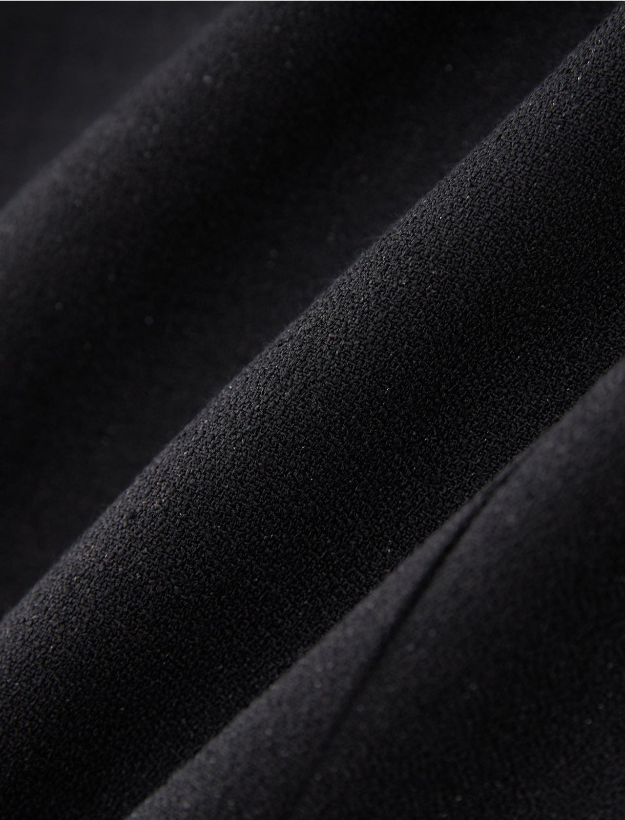 French-Inspired Two-Piece Set – Fitted Dress & Cropped Jacket