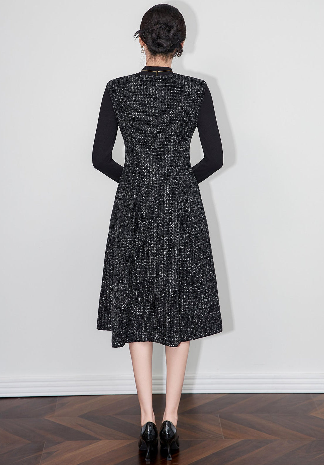 Metallic Textured French Sleeveless Midi Dress