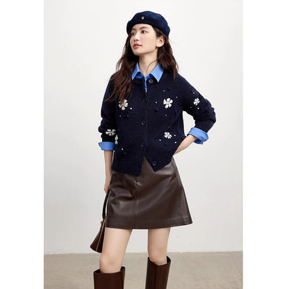 Hand-Embroidered Wool Cardigan – Elegant and Cozy Outerwear