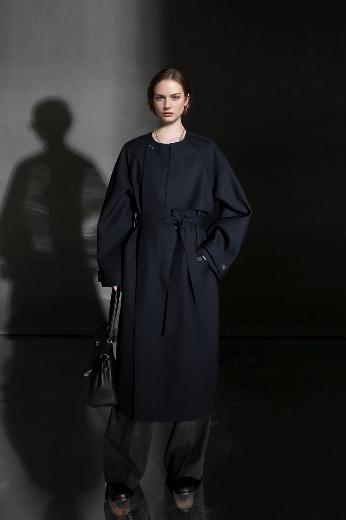 Minimalist Round Neck Wool Blend Trench Coat – Relaxed Fit