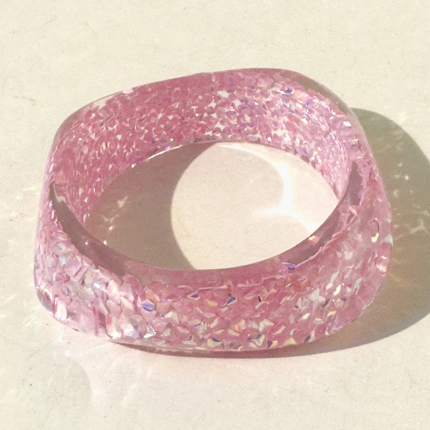 Roselle Twisted Pink Resin Bangle (6 pieces)