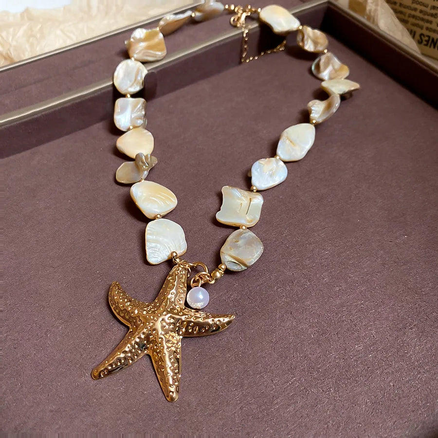 Maravelle Ocean Charm Pearl Necklace