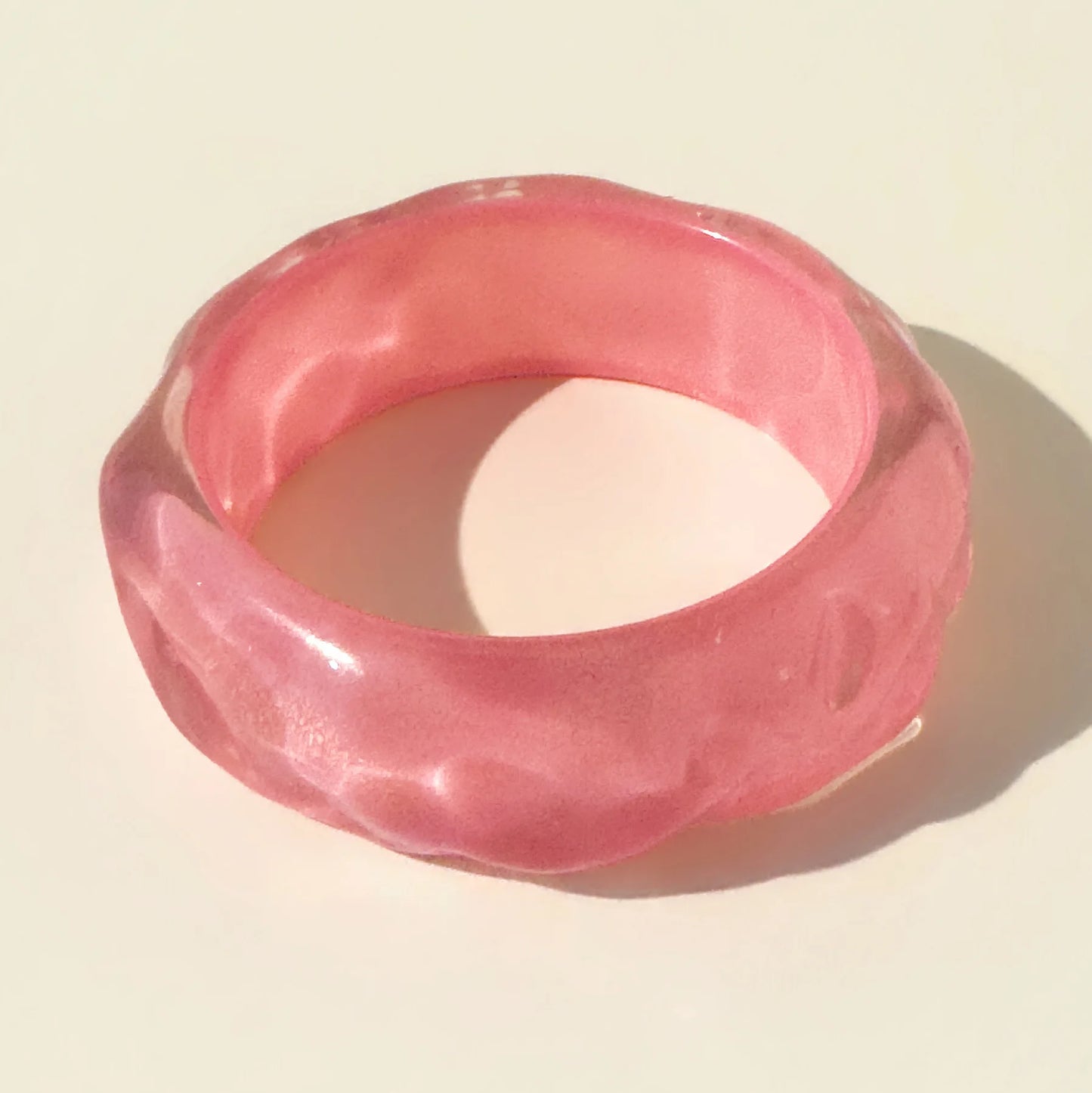 Roselle Twisted Pink Resin Bangle (6 pieces)